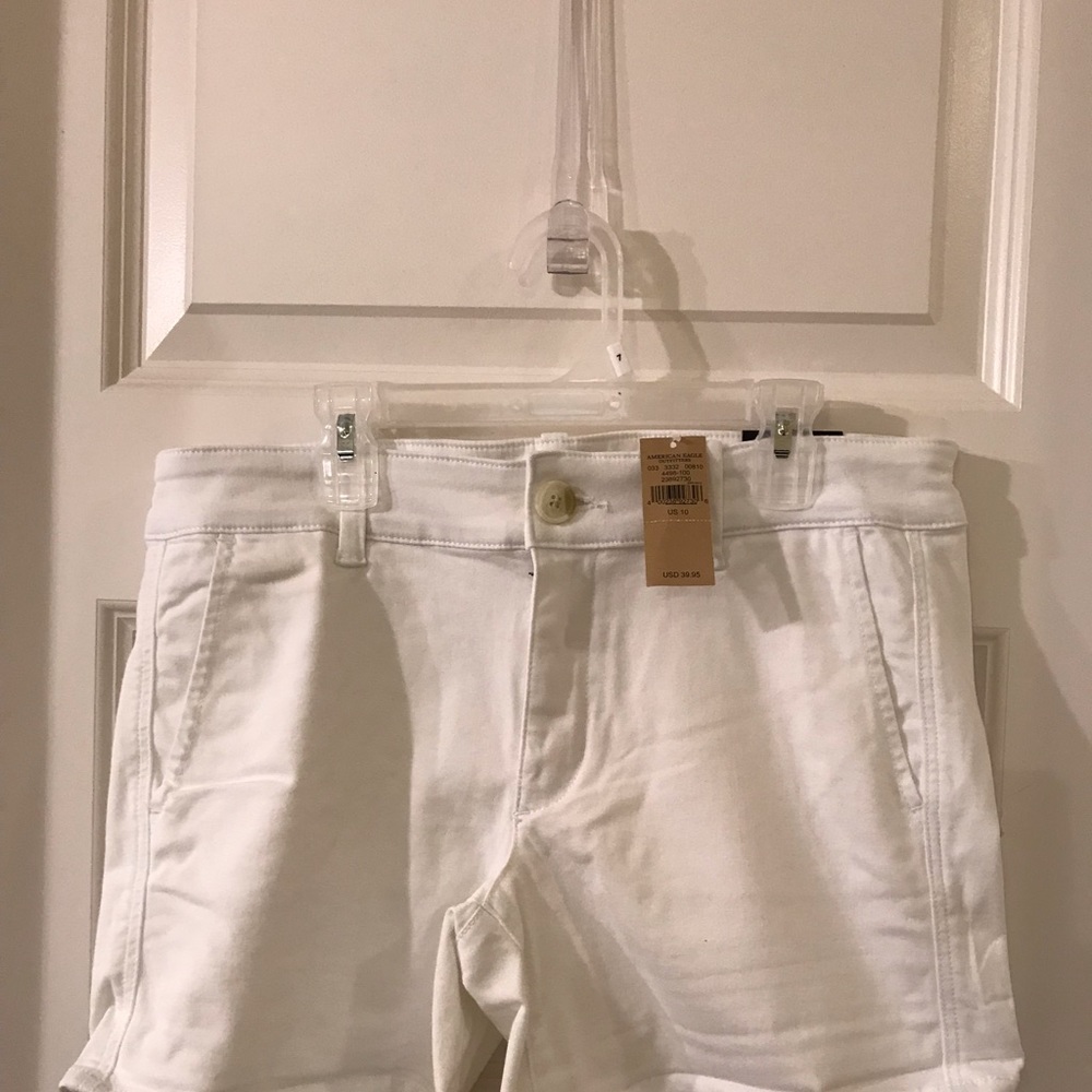 NWT American Eagle White Stretch Shorts